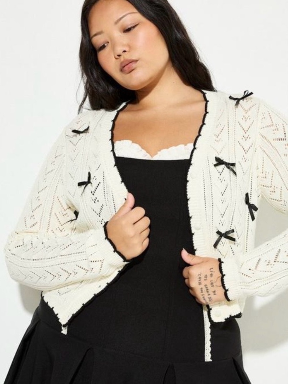 Torrid Lovesick Dainty Bow Cardigan - Size 1X - NWT!